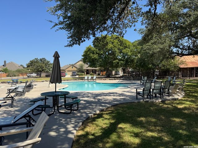 9827 Catell, Boerne, TX 78006