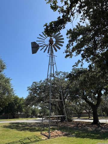 9827 Catell, Boerne, TX 78006