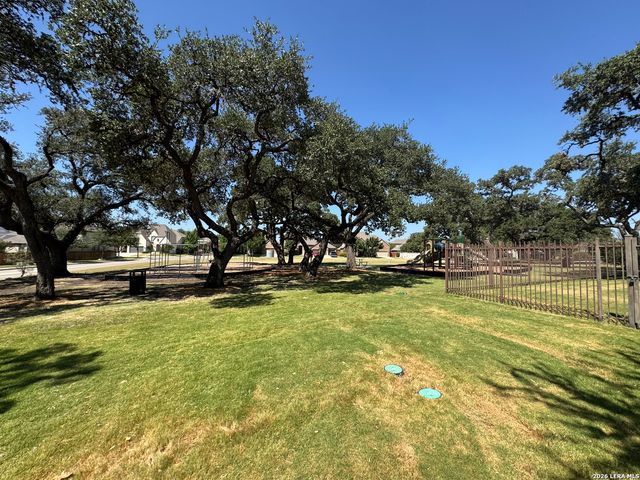 9827 Catell, Boerne, TX 78006