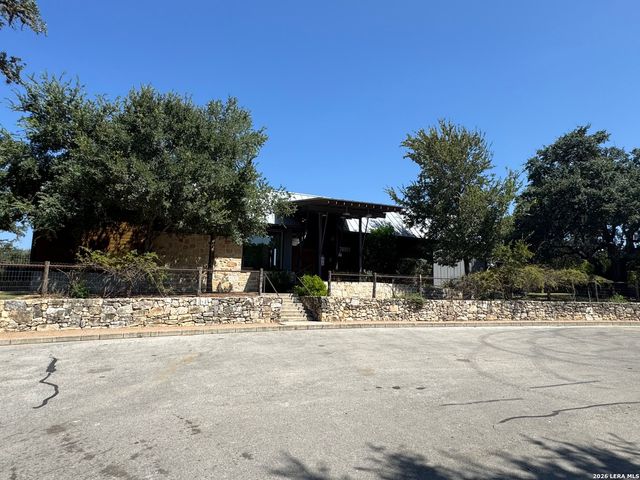 9827 Catell, Boerne, TX 78006