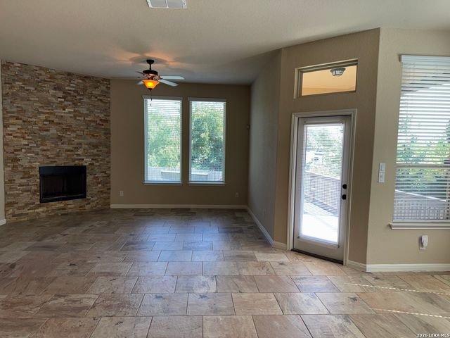 9827 Catell, Boerne, TX 78006