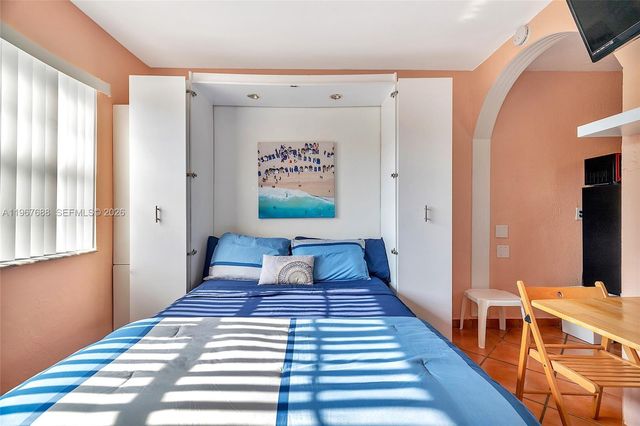 322 Harding St B202, Hollywood, FL 33019