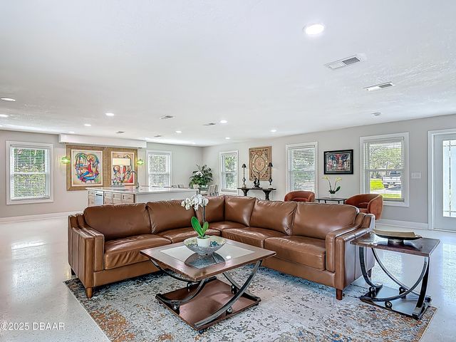 45 Carrolwood Circle, Ormond Beach, FL 32174