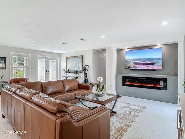 45 Carrolwood Circle, Ormond Beach, FL 32174