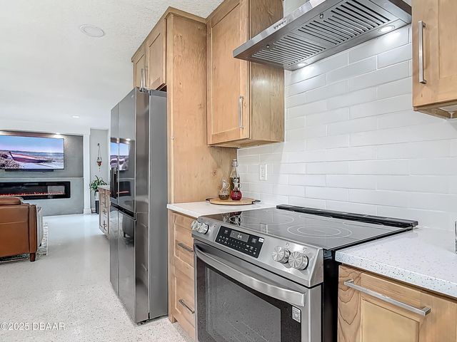 45 Carrolwood Circle, Ormond Beach, FL 32174