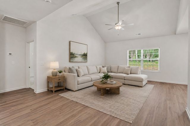 113 Centennial Lane, Columbia, TN 38401