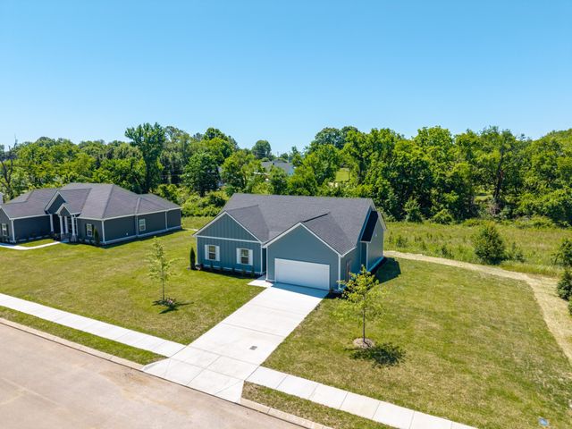 113 Centennial Lane, Columbia, TN 38401