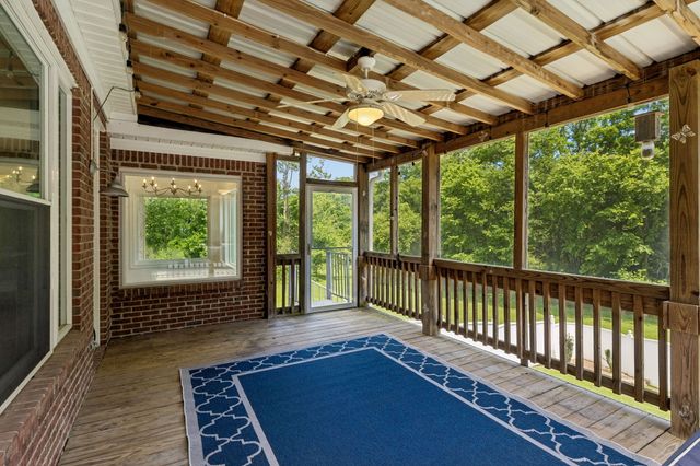 1404 Brook Dr, Columbia, TN 38401