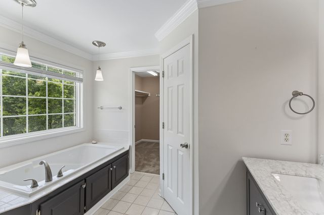 1404 Brook Dr, Columbia, TN 38401