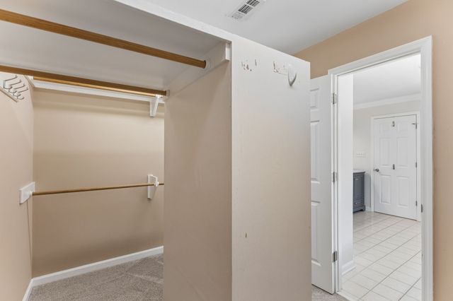 1404 Brook Dr, Columbia, TN 38401