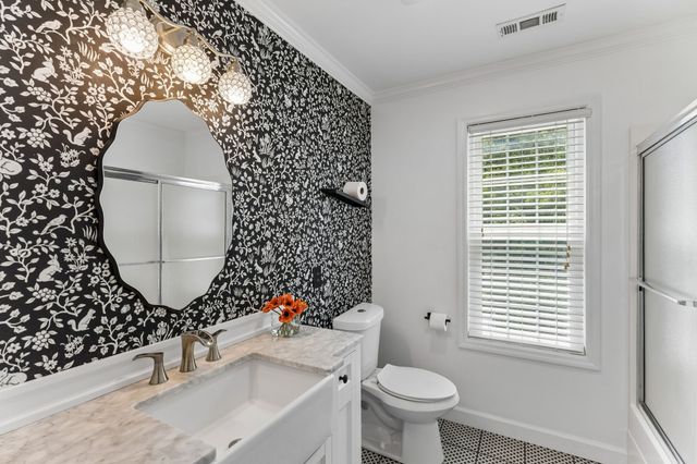 1404 Brook Dr, Columbia, TN 38401