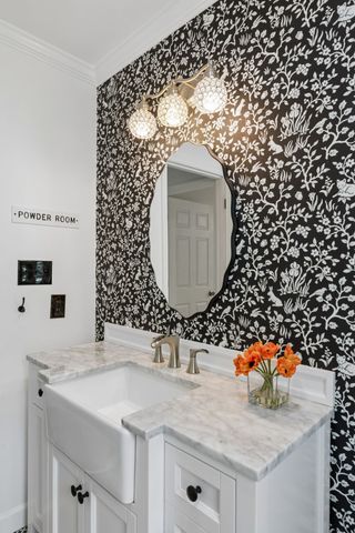 1404 Brook Dr, Columbia, TN 38401