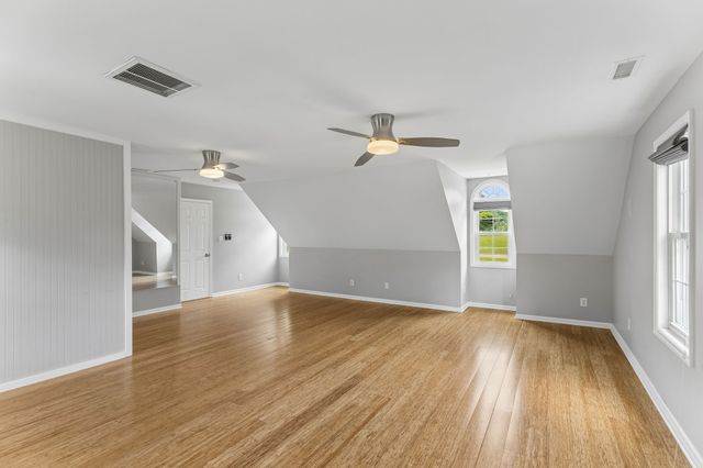1404 Brook Dr, Columbia, TN 38401