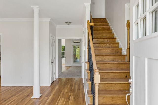 1404 Brook Dr, Columbia, TN 38401