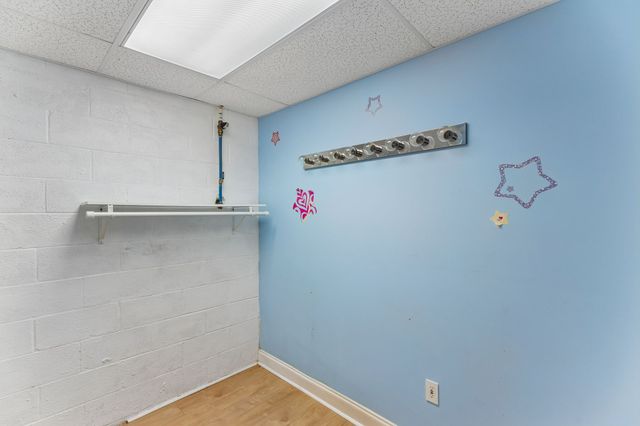 1404 Brook Dr, Columbia, TN 38401