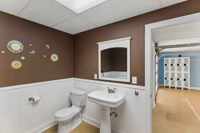 1404 Brook Dr, Columbia, TN 38401