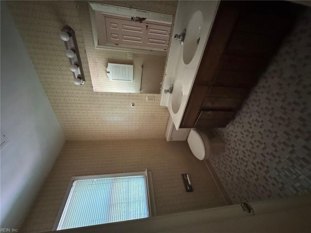 400 Fielding Lewis DR, Yorktown, VA 23692