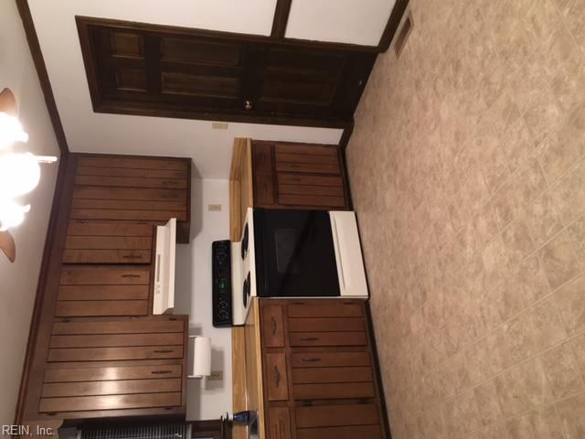 400 Fielding Lewis DR, Yorktown, VA 23692