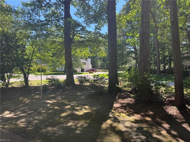 400 Fielding Lewis DR, Yorktown, VA 23692