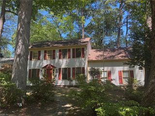 400 Fielding Lewis DR, Yorktown, VA 23692