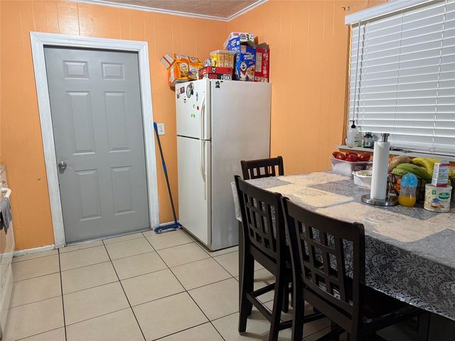 714 60TH AVENUE W, Bradenton, FL 34207