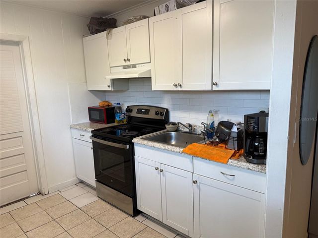 714 60TH AVENUE W, Bradenton, FL 34207
