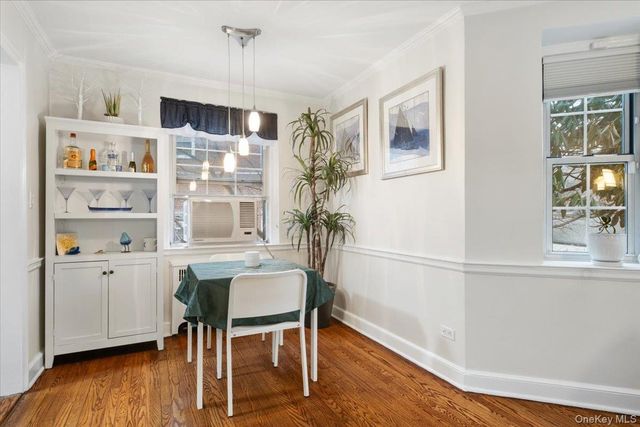 5 Campus Place TR, Scarsdale, NY 10583