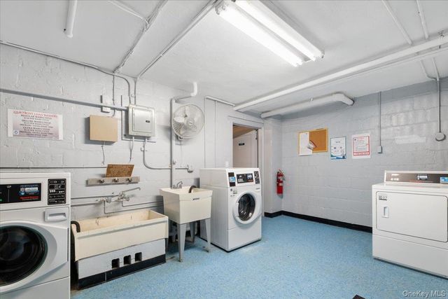 5 Campus Place TR, Scarsdale, NY 10583