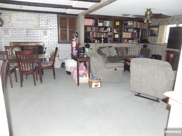 8 MARIANI DR, Little Ferry, NJ 07643