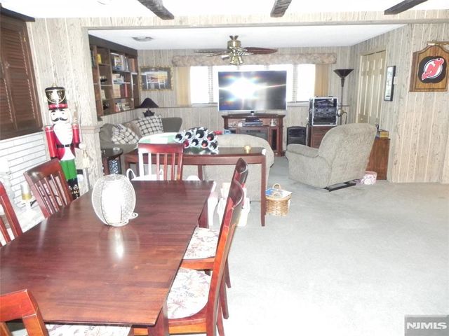 8 MARIANI DR, Little Ferry, NJ 07643