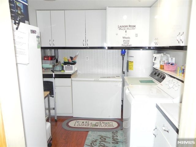 8 MARIANI DR, Little Ferry, NJ 07643