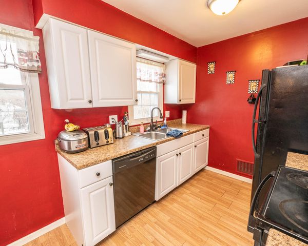 1222 Oakhill Avenue 1222 Oakhill Avenue, Fairborn, OH 45324