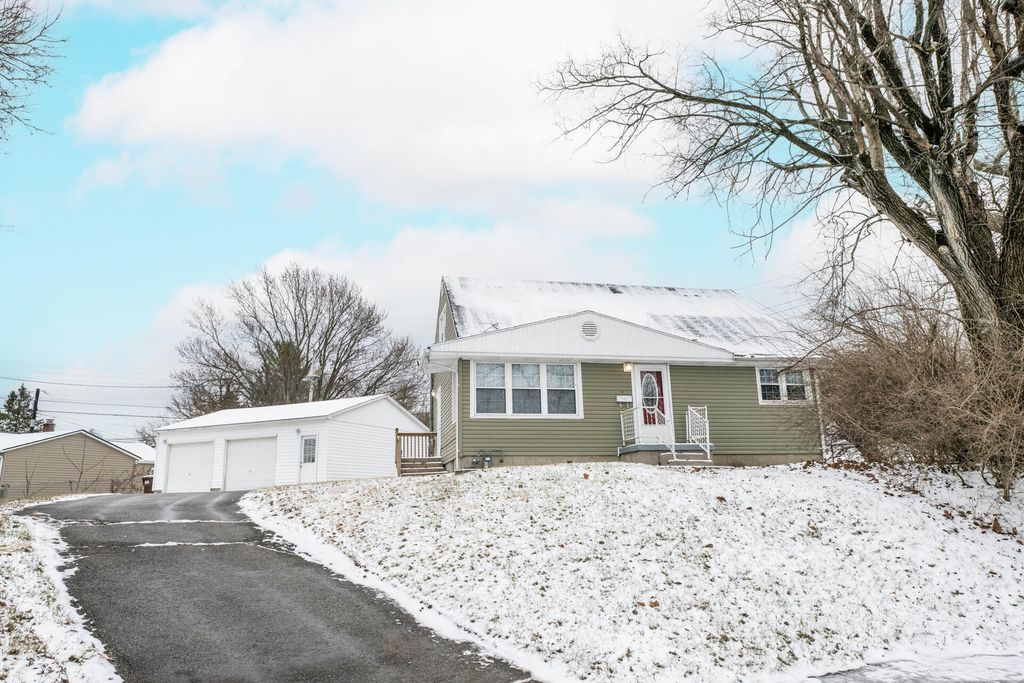 1222 Oakhill Avenue 1222 Oakhill Avenue, Fairborn, OH 45324