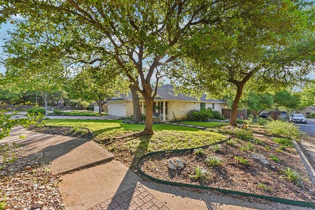 8909 Lomita Verde CT, Austin, TX 78749
