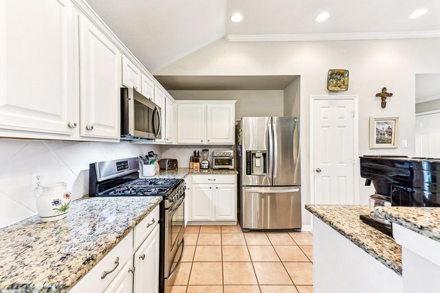 8909 Lomita Verde CT, Austin, TX 78749
