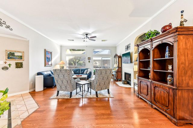 8909 Lomita Verde CT, Austin, TX 78749