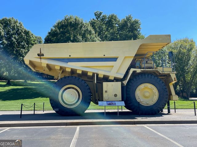 18 Mary Lane NE, White, GA 30184