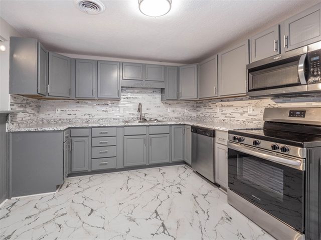 5909 Utah Avenue, Portage, MI 49024
