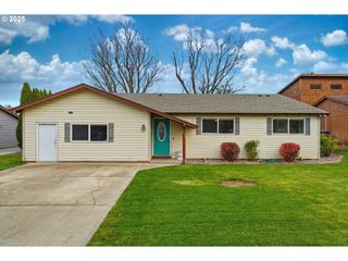 303 Dehaven St, Milton Freewater, OR 97862