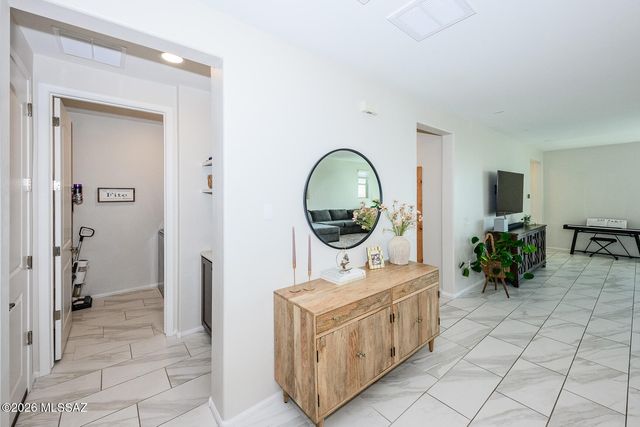 9750 E Miller Peak Trail, Tucson, AZ 85747