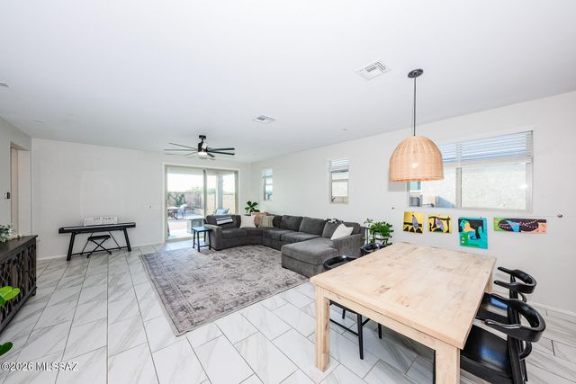 9750 E Miller Peak Trail, Tucson, AZ 85747