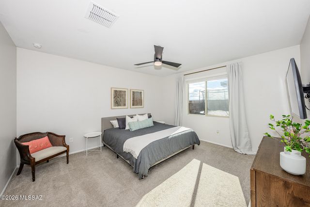 9750 E Miller Peak Trail, Tucson, AZ 85747