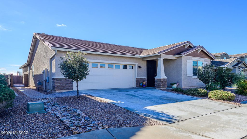 9750 E Miller Peak Trail, Tucson, AZ 85747