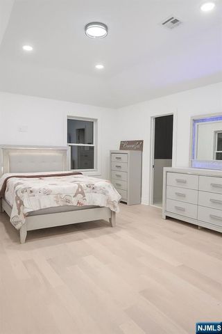 203 Queen Anne, Bogota, NJ 07603