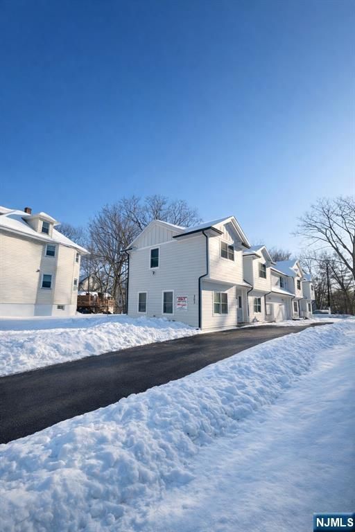 203 Queen Anne, Bogota, NJ 07603