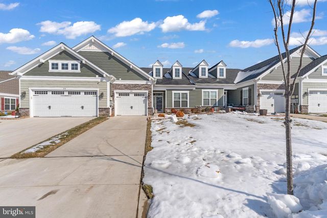 56 CAMDEN CIR, La Plata, MD 20646