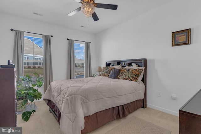56 CAMDEN CIR, La Plata, MD 20646