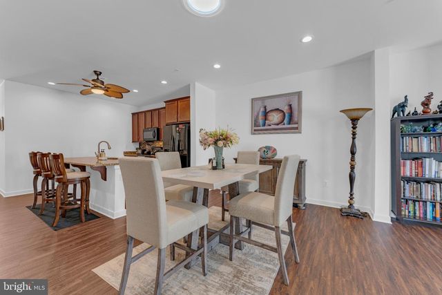 56 CAMDEN CIR, La Plata, MD 20646