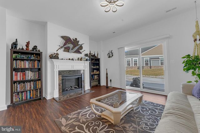 56 CAMDEN CIR, La Plata, MD 20646