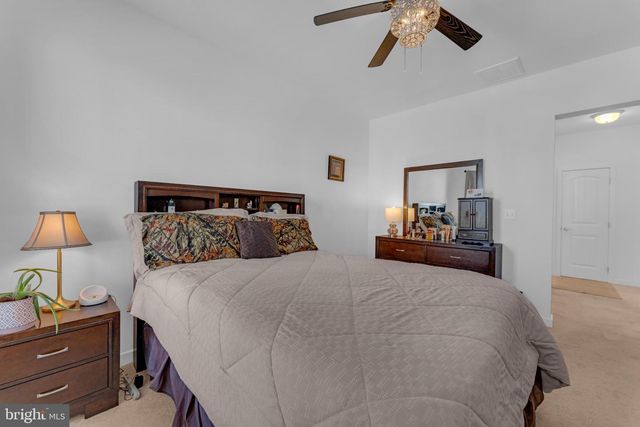 56 CAMDEN CIR, La Plata, MD 20646